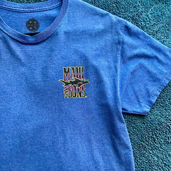 UO Maui & Sons Blue Shark Vibes Tee 🦈 - Picture 5 of 6